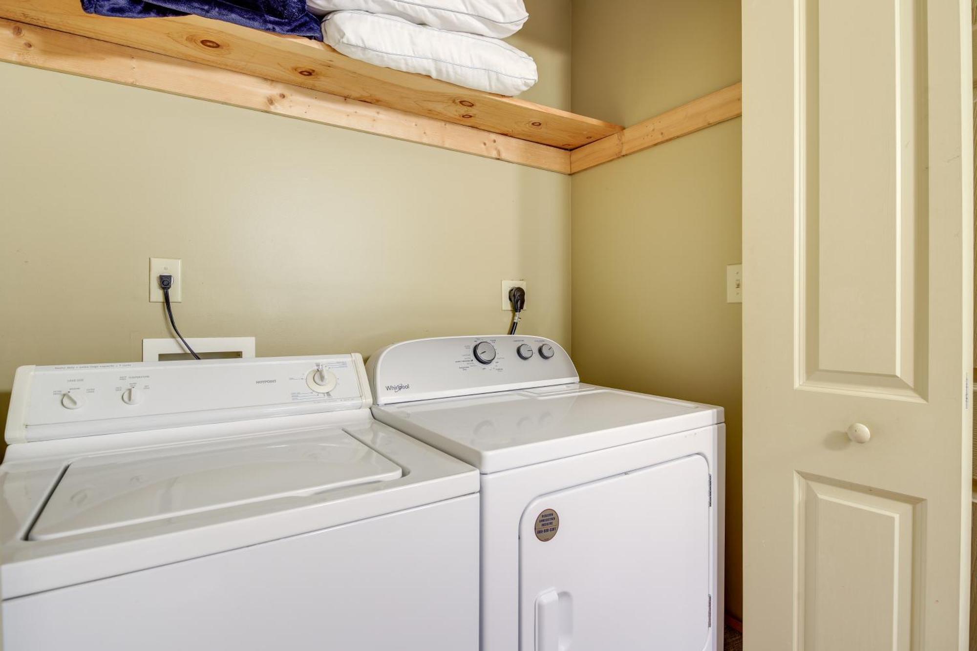 Вілла Pet-Friendly Gatlinburg Retreat With Hot Tub! Екстер'єр фото