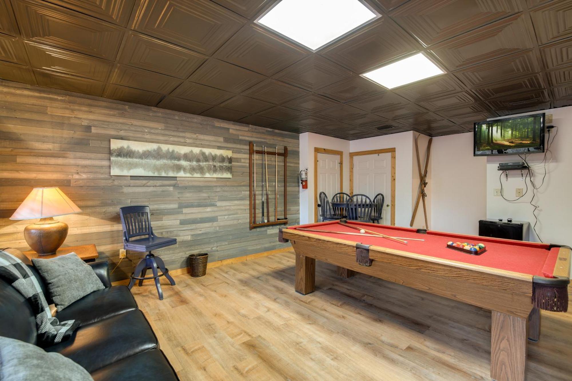 Вілла Pet-Friendly Gatlinburg Retreat With Hot Tub! Екстер'єр фото